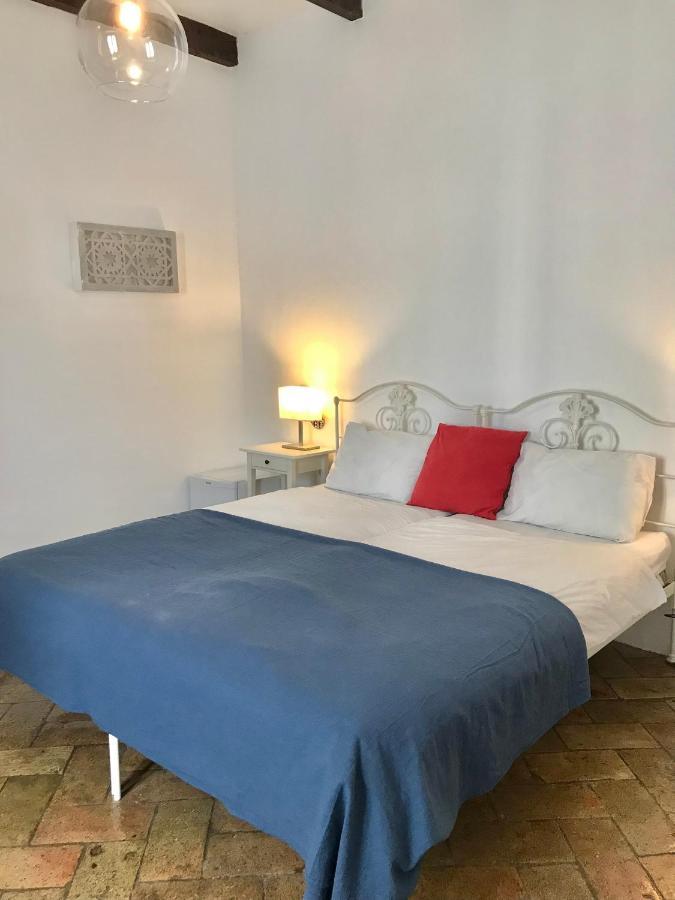 Casa Largo Do Poco Guesthouse อัลวอร์ ภายนอก รูปภาพ