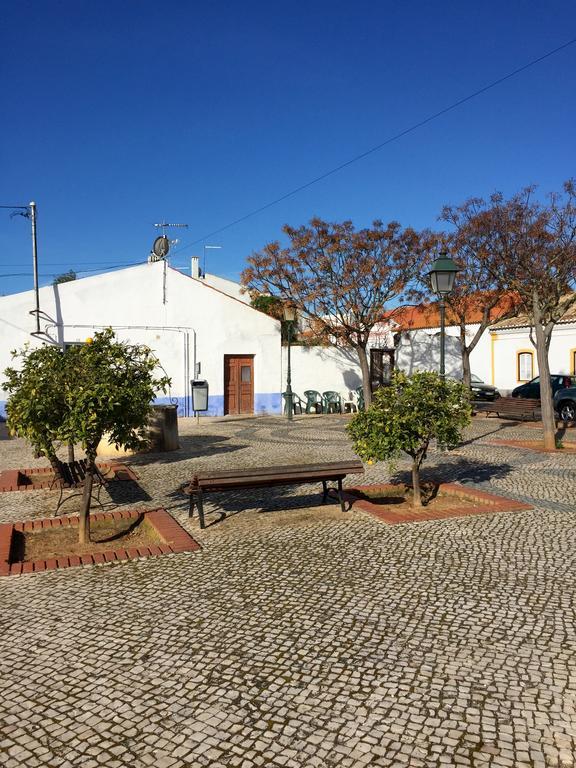 Casa Largo Do Poco Guesthouse อัลวอร์ ภายนอก รูปภาพ